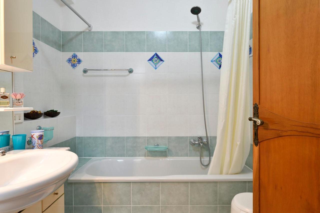 Appartamento Holiday Cala Gonone Extérieur photo